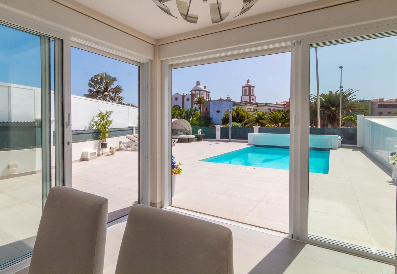 5 soveværelse Villa til salg i San Bartolome de Tirajana med swimmingpool garage - € 2.800.000 (Ref: 9272604)