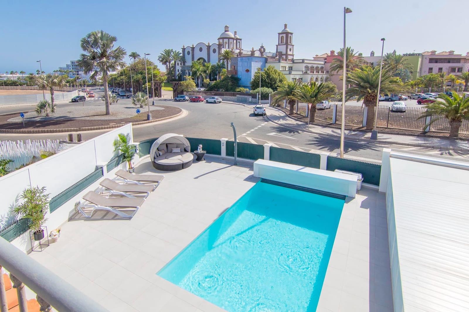 5 soveværelse Villa til salg i San Bartolome de Tirajana med swimmingpool garage - € 2.800.000 (Ref: 9272604)