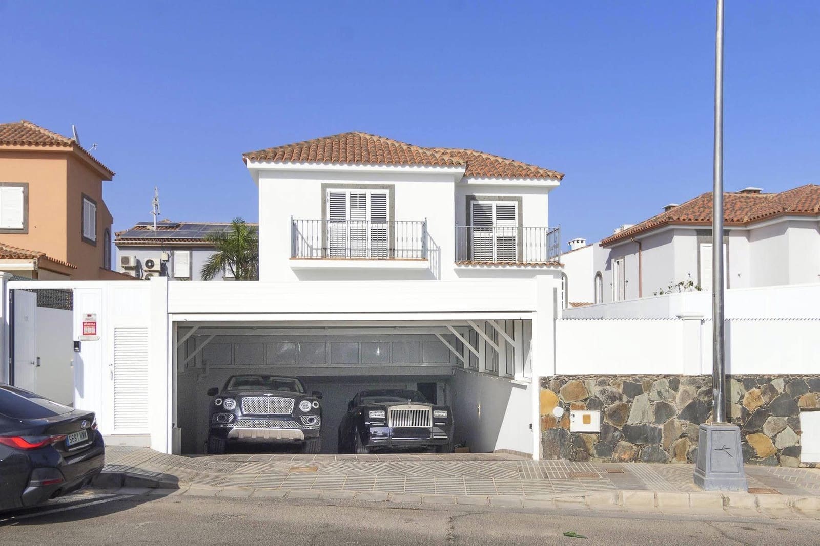 5 soveværelse Villa til salg i San Bartolome de Tirajana med swimmingpool garage - € 2.800.000 (Ref: 9272604)
