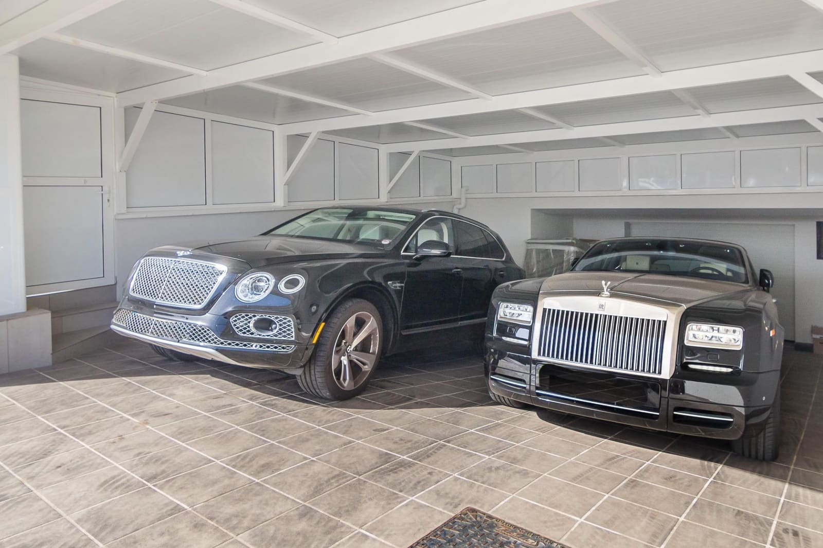 5 soveværelse Villa til salg i San Bartolome de Tirajana med swimmingpool garage - € 2.800.000 (Ref: 9272604)