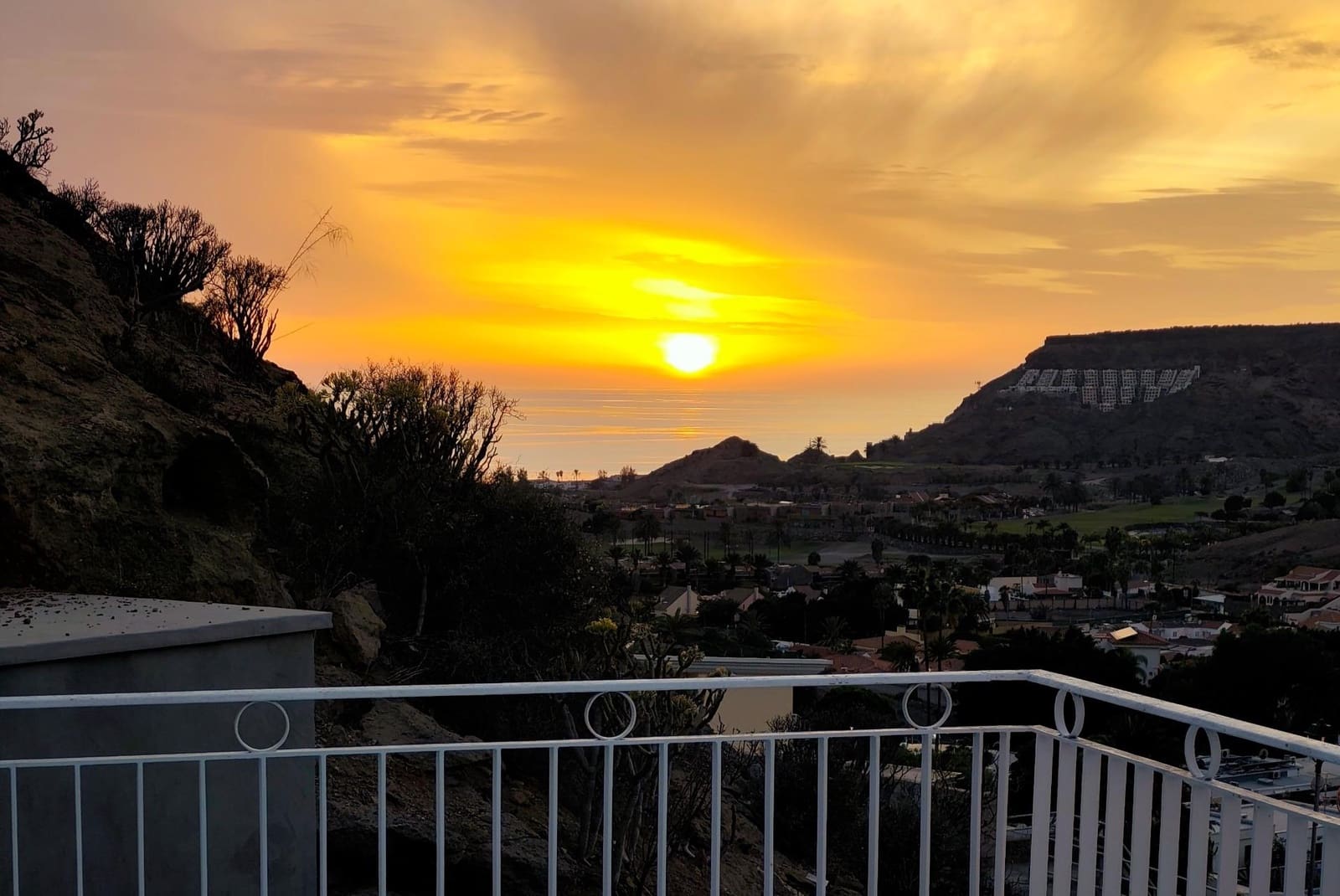 3 quarto Moradia para venda em Tauro com piscina garagem - 690 000 € (Ref: 9382850)