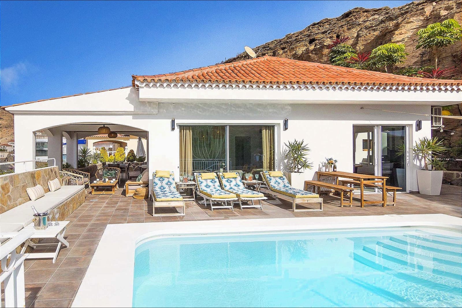 3 quarto Moradia para venda em Tauro com piscina garagem - 690 000 € (Ref: 9382850)