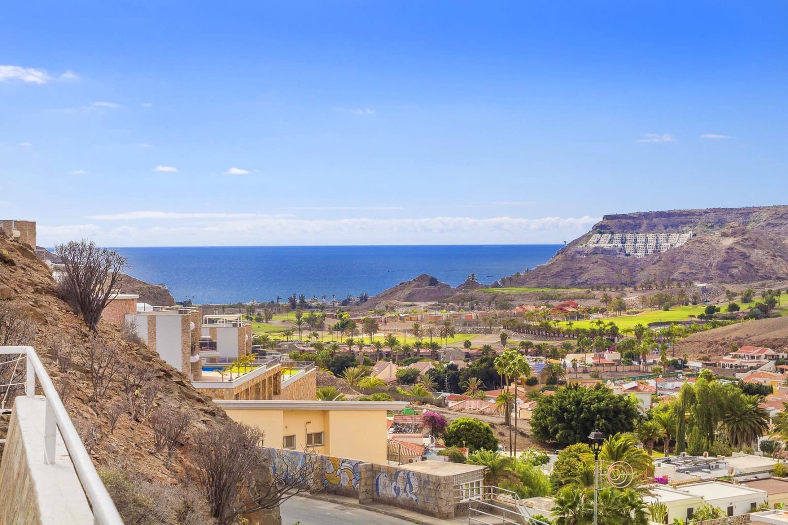 3 quarto Moradia para venda em Tauro com piscina garagem - 690 000 € (Ref: 9382850)