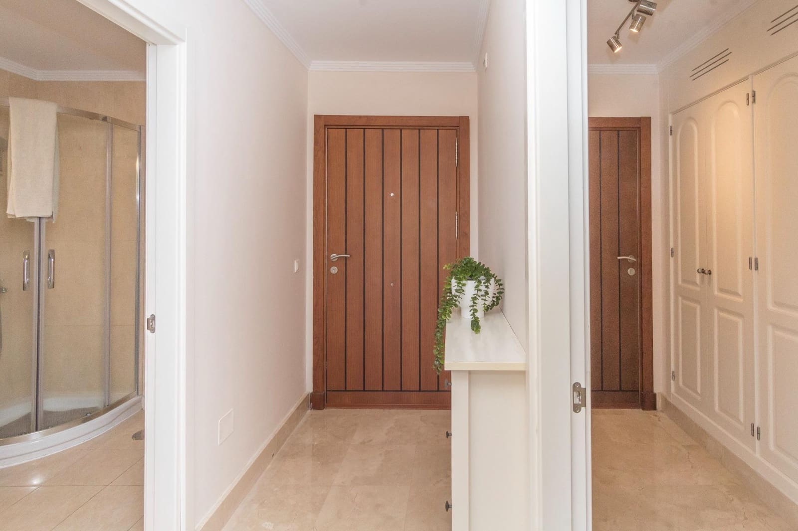 2 soveværelse Lejlighed til salg i Mogan med swimmingpool - € 499.000 (Ref: 9574639)