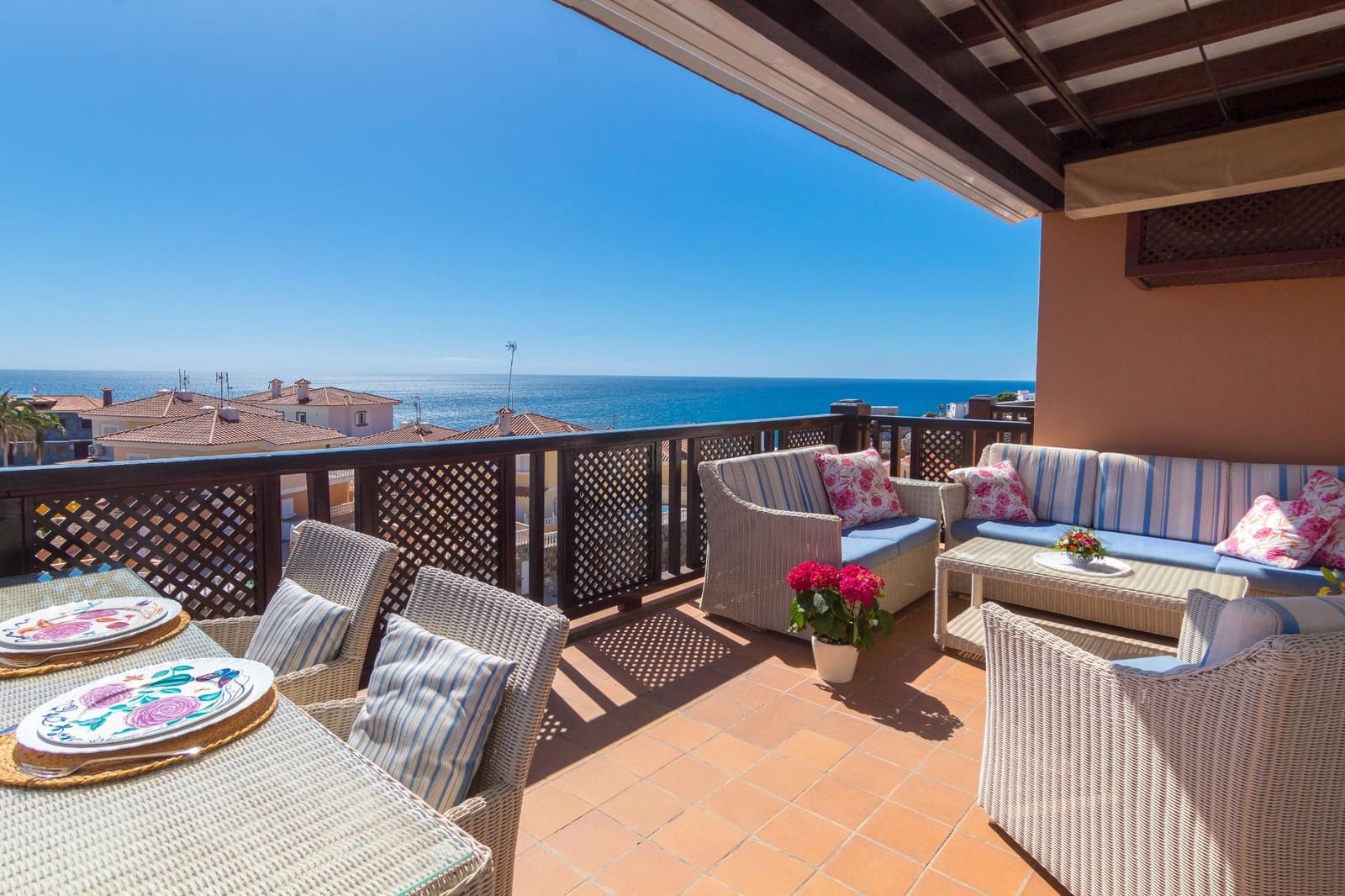 3 camera da letto Appartamento in vendita in Mogan con piscina garage - 1.600.000 € (Rif: 9659455)