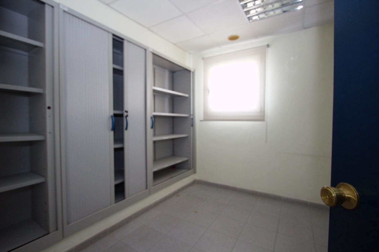 Commercial for sale in San Bartolome de Tirajana - € 437,000 (Ref: 9738572)