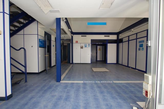 Local Comercial en San Bartolomé de Tirajana en venta - 437.000 € (Ref: 9738572)