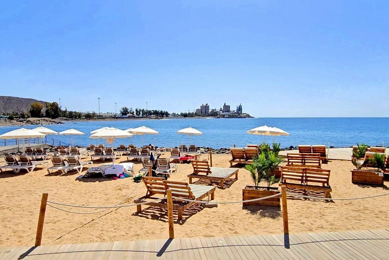 2 bedroom Commercial for rent in Mogan - € 1,690 (Ref: 9778140)