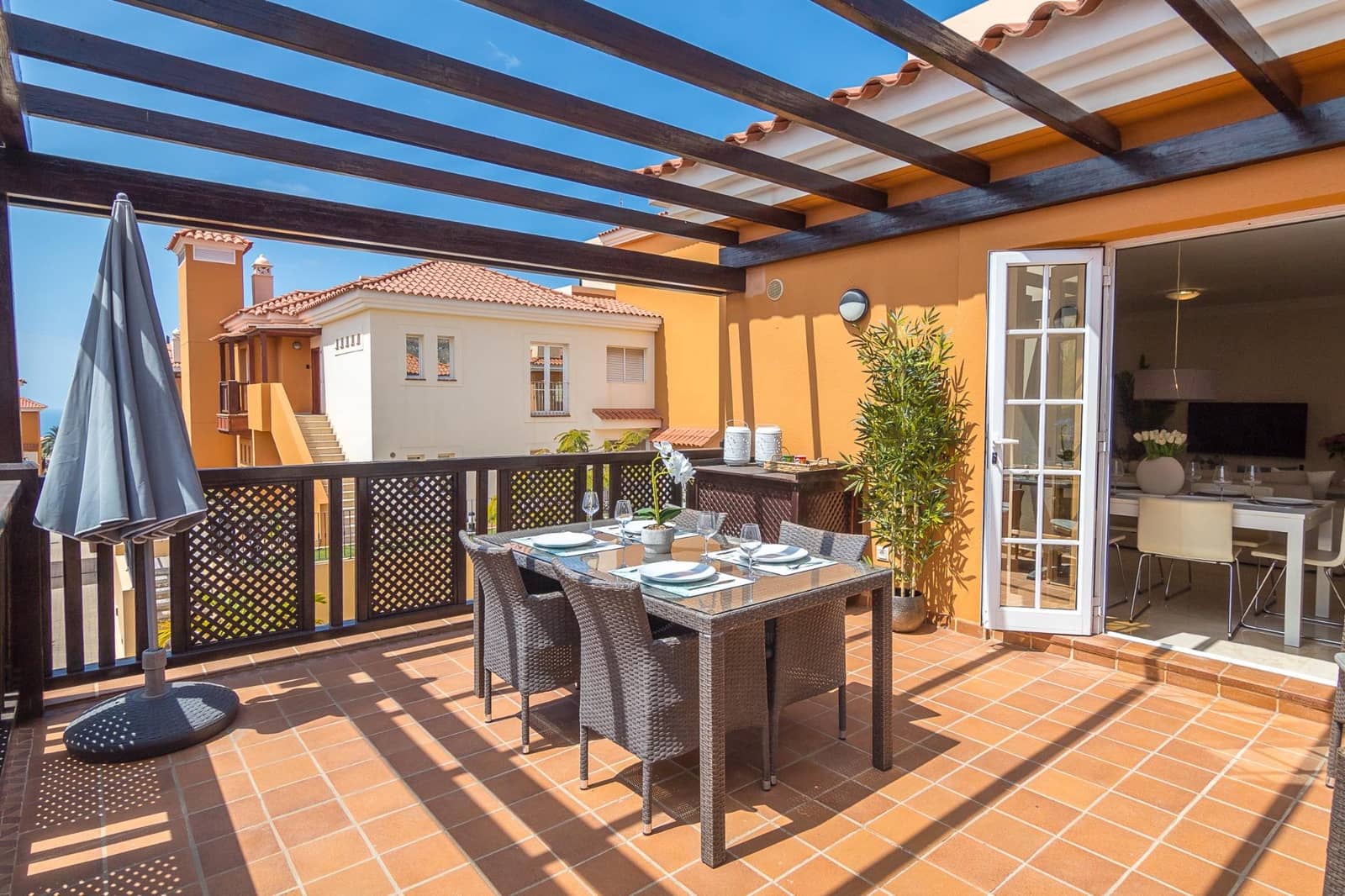 2 quarto Apartamento para venda em Mogan com piscina garagem - 550 000 € (Ref: 9799267)