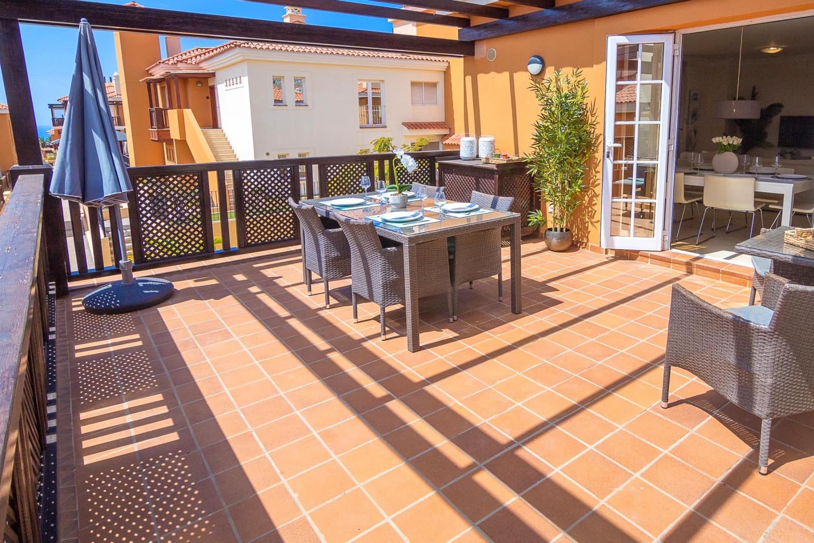 2 quarto Apartamento para venda em Mogan com piscina garagem - 550 000 € (Ref: 9799267)
