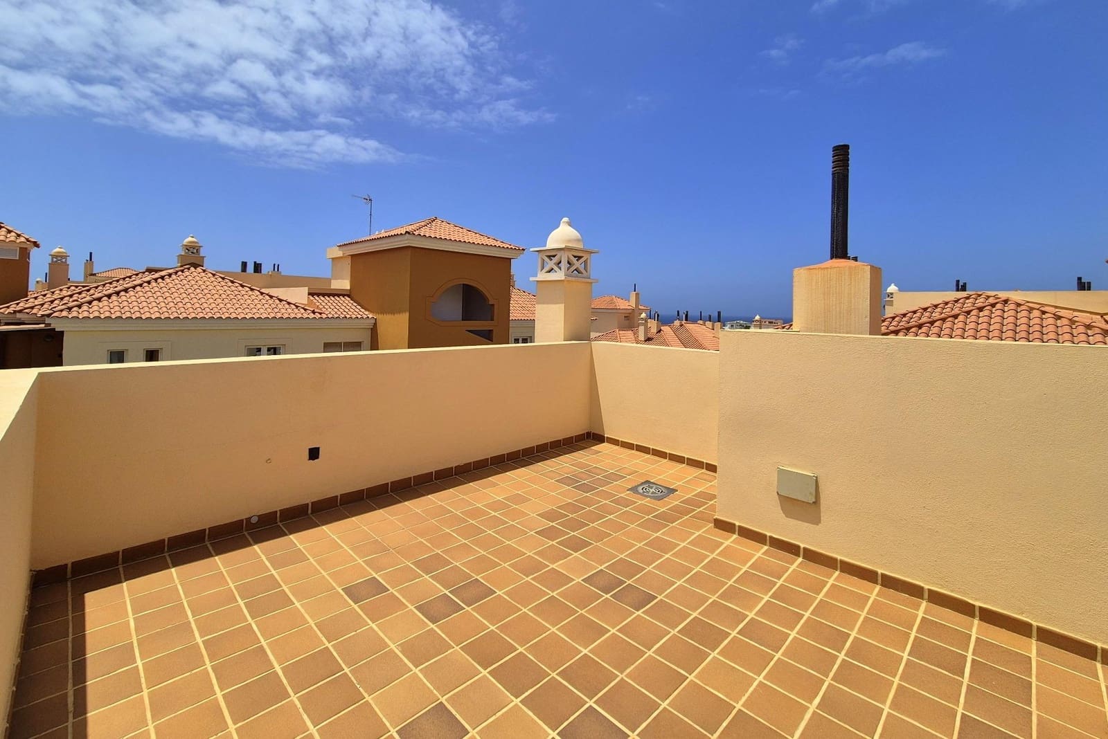 2 quarto Apartamento para venda em Mogan com piscina garagem - 550 000 € (Ref: 9799267)