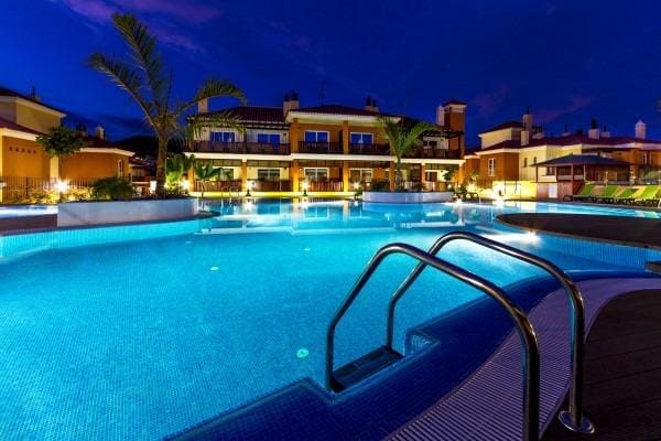 2 bedroom Apartment for sale in Mogan with pool garage - € 499,000 (Ref: 9825261)