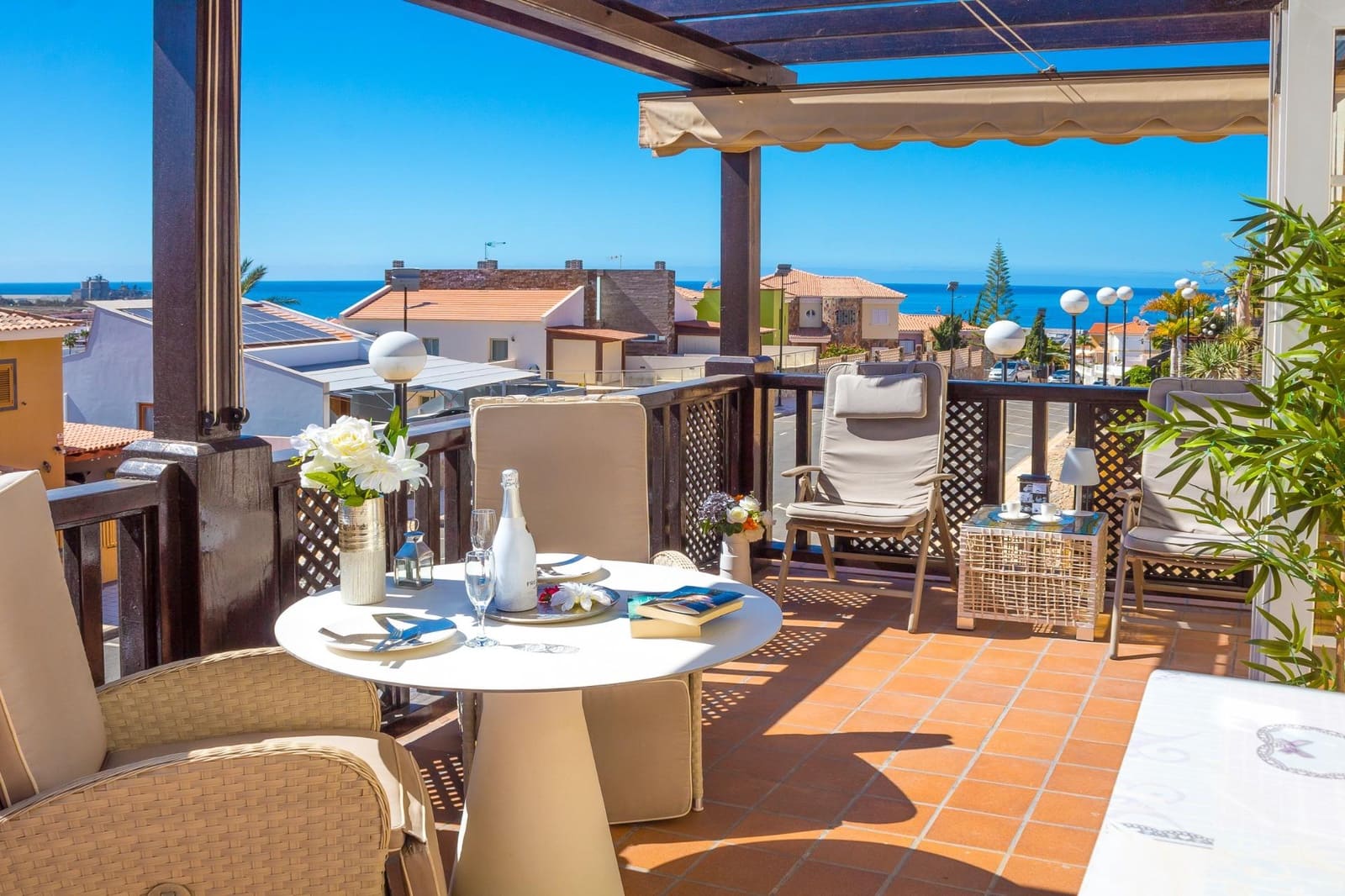 2 bedroom Apartment for sale in Mogan with pool garage - € 499,000 (Ref: 9825261)