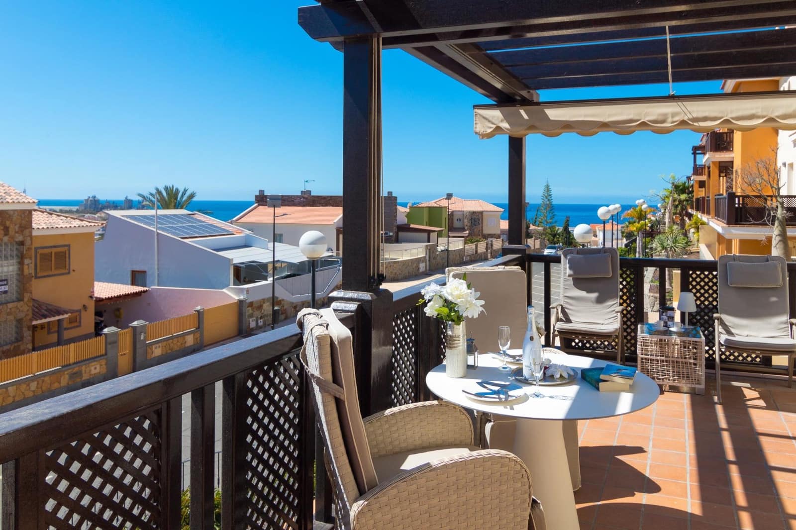 2 bedroom Apartment for sale in Mogan with pool garage - € 499,000 (Ref: 9825261)