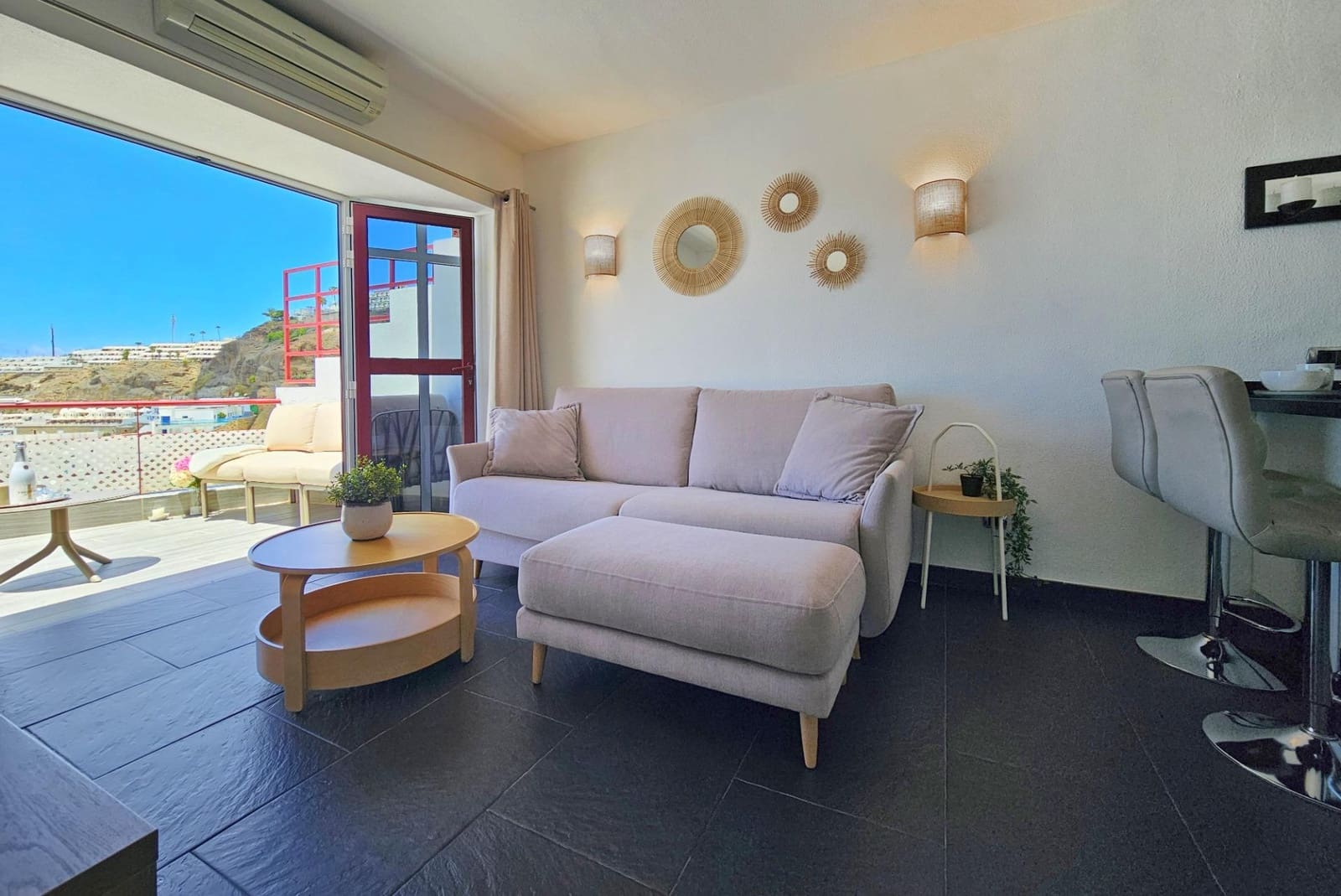 Apartamento de 1 habitación en Mogán en venta con piscina - 234.000 € (Ref: 9831540)