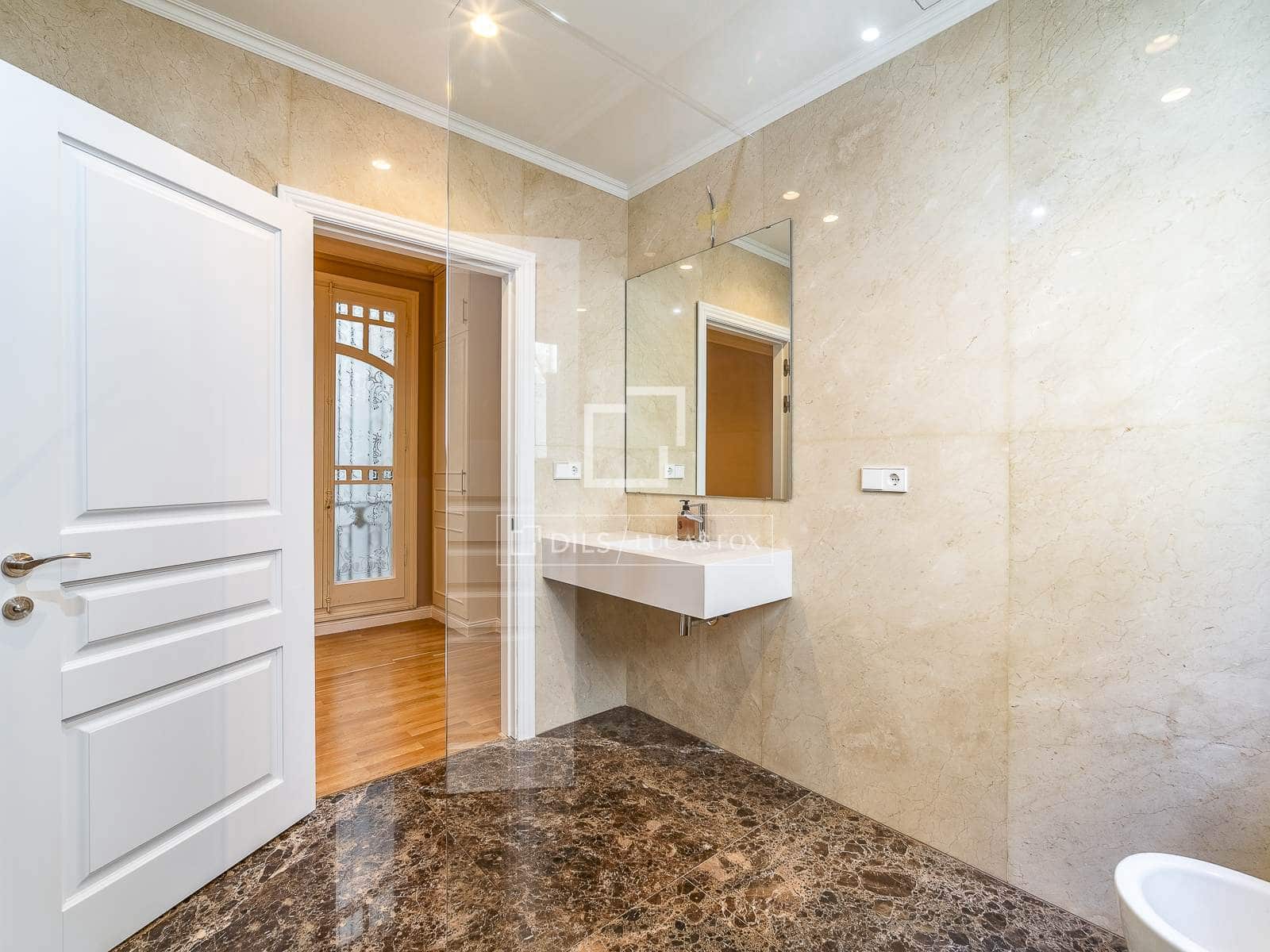 4 soverom Leilighet til salgs i Barcelona by - € 1 495 000 (Ref: 10000889)