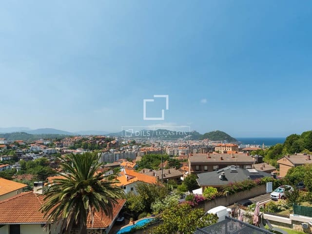 5 sovrum Villa till salu i Donostia-San Sebastián med garage - 1 550 000 € (Ref: 10000890)