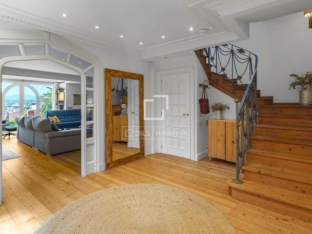 5 sovrum Villa till salu i Donostia-San Sebastián med garage - 1 550 000 € (Ref: 10000890)