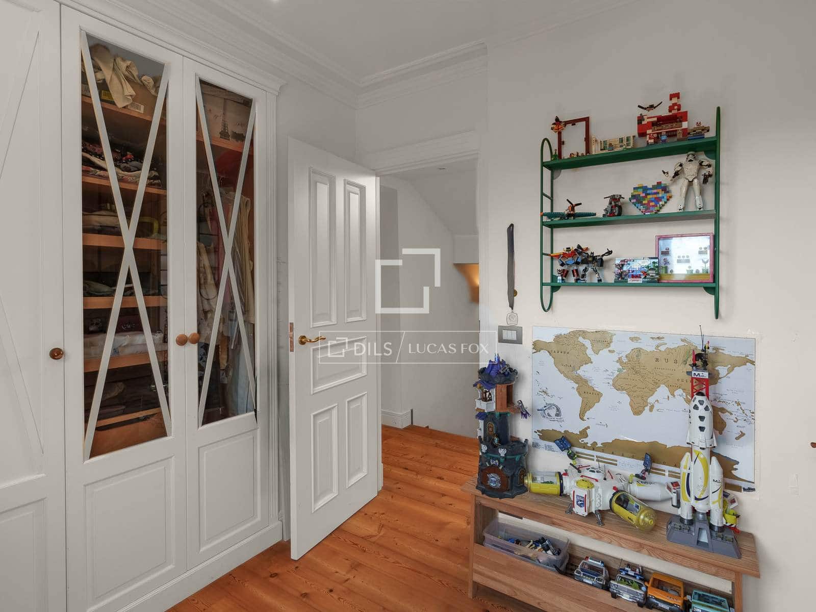 5 sovrum Villa till salu i Donostia-San Sebastian med garage - 1 550 000 € (Ref: 10000890)