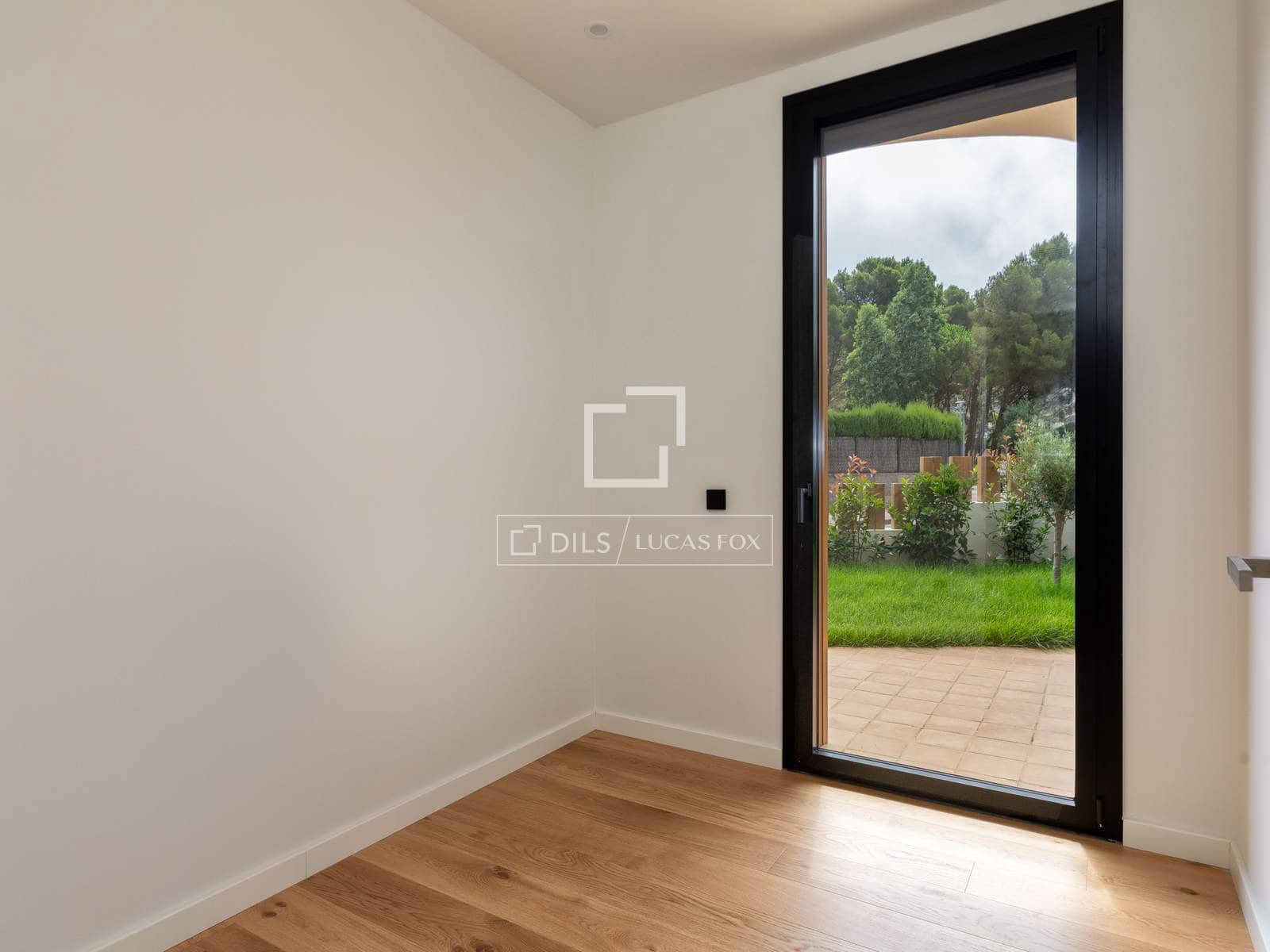 3 soverom Leilighet til salgs i Palamos med svømmebasseng garasje - € 725 000 (Ref: 10001268)