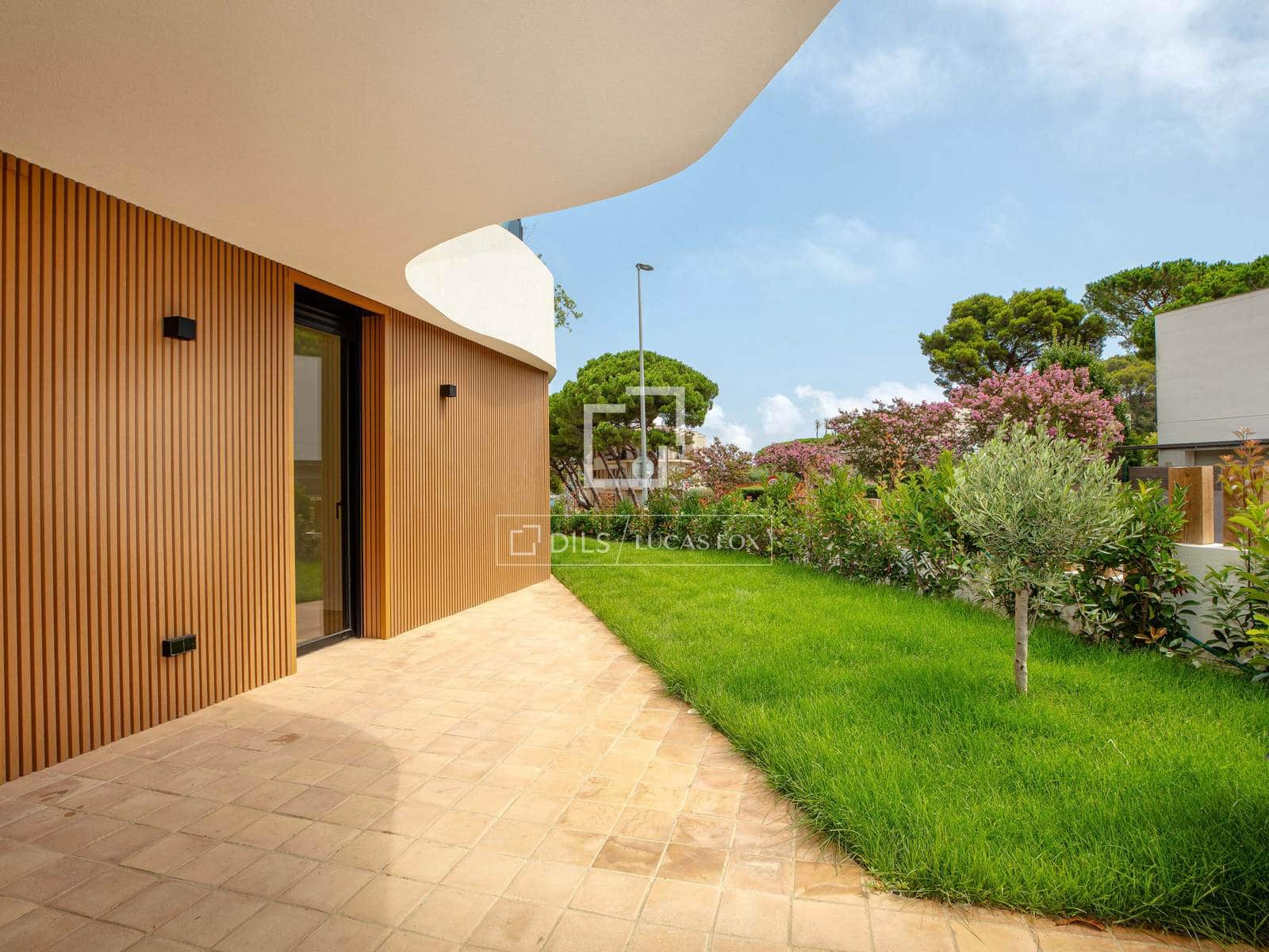 3 soverom Leilighet til salgs i Palamos med svømmebasseng garasje - € 725 000 (Ref: 10001268)