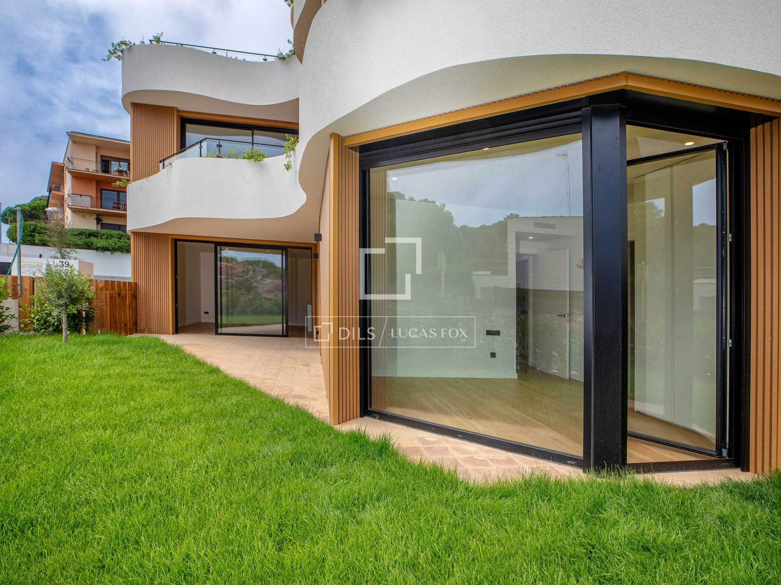 3 soverom Leilighet til salgs i Palamos med svømmebasseng garasje - € 725 000 (Ref: 10001268)