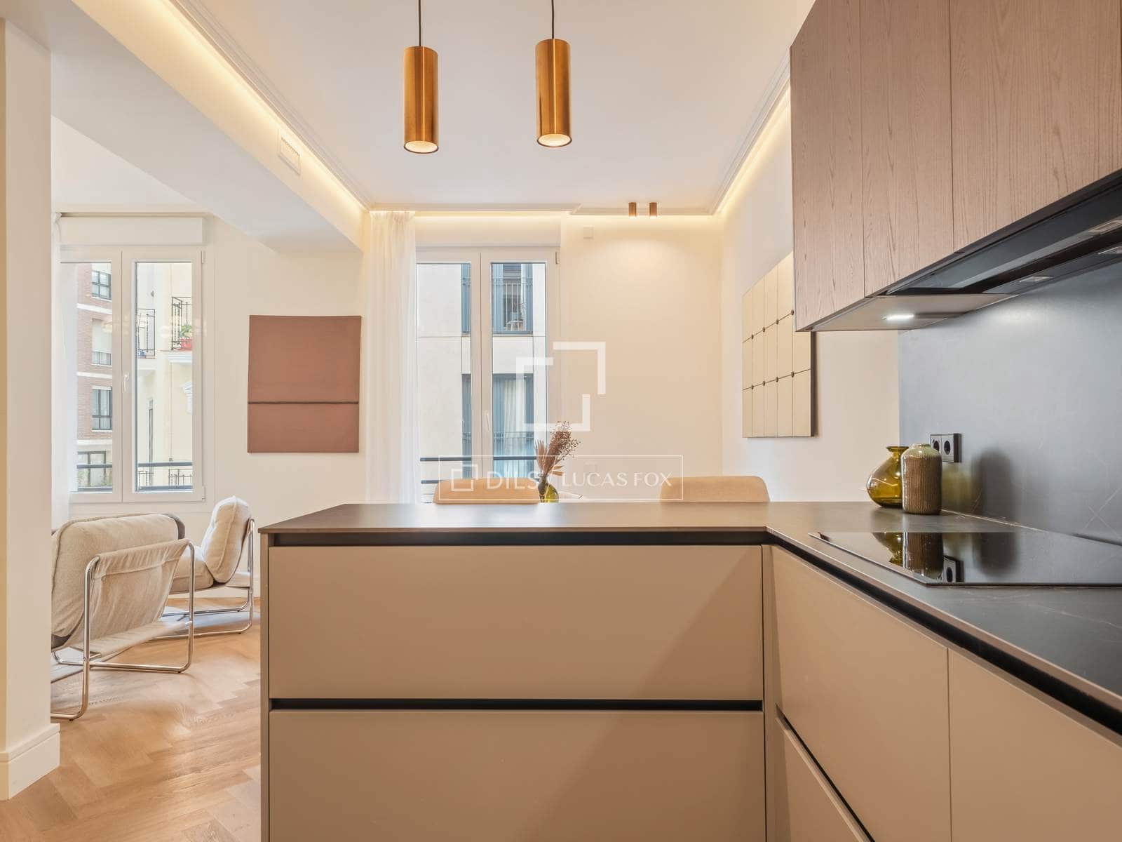2 bedroom Apartment for sale in Madrid city - € 1,140,000 (Ref: 10001269)