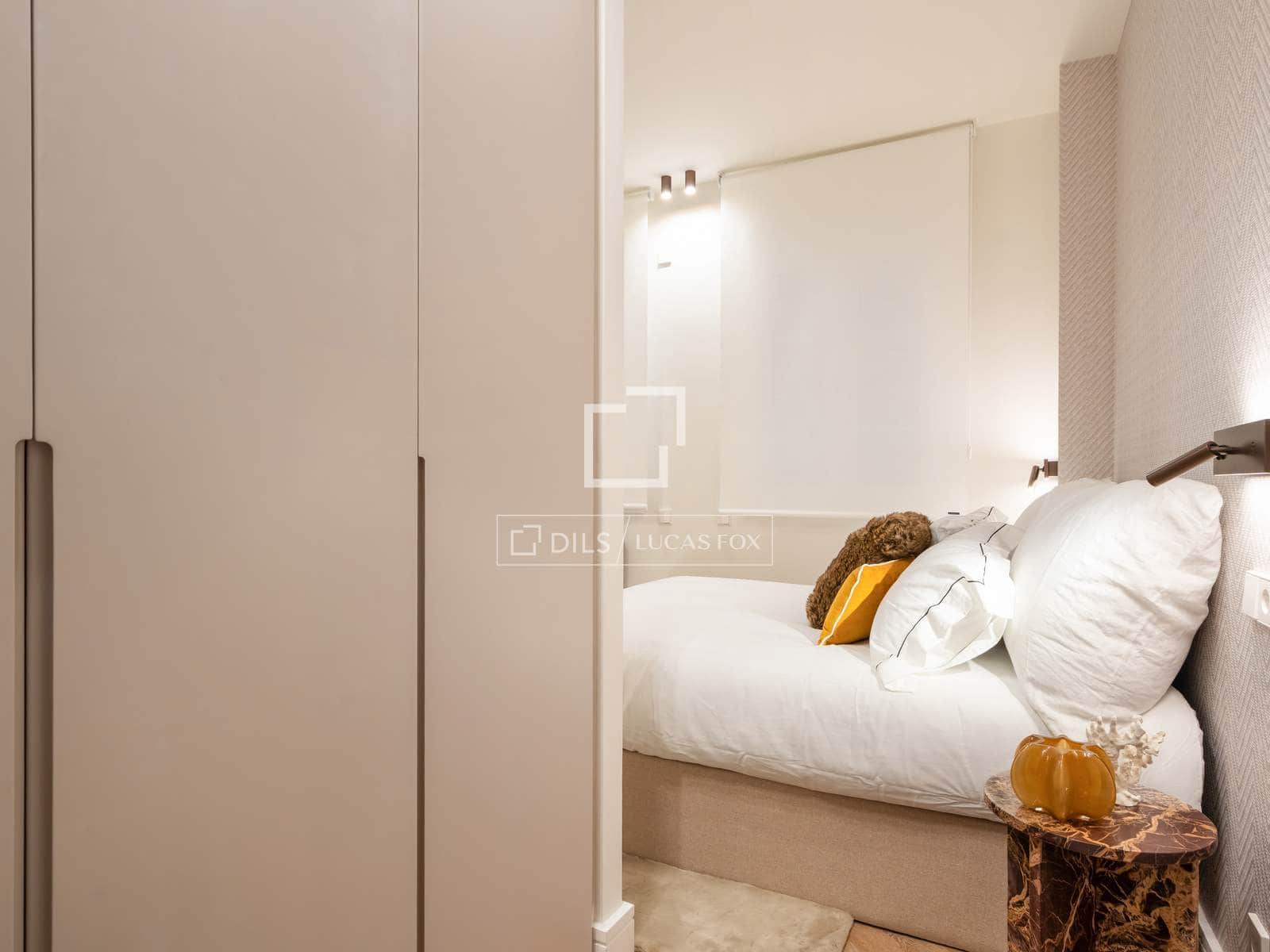 2 bedroom Apartment for sale in Madrid city - € 1,140,000 (Ref: 10001269)