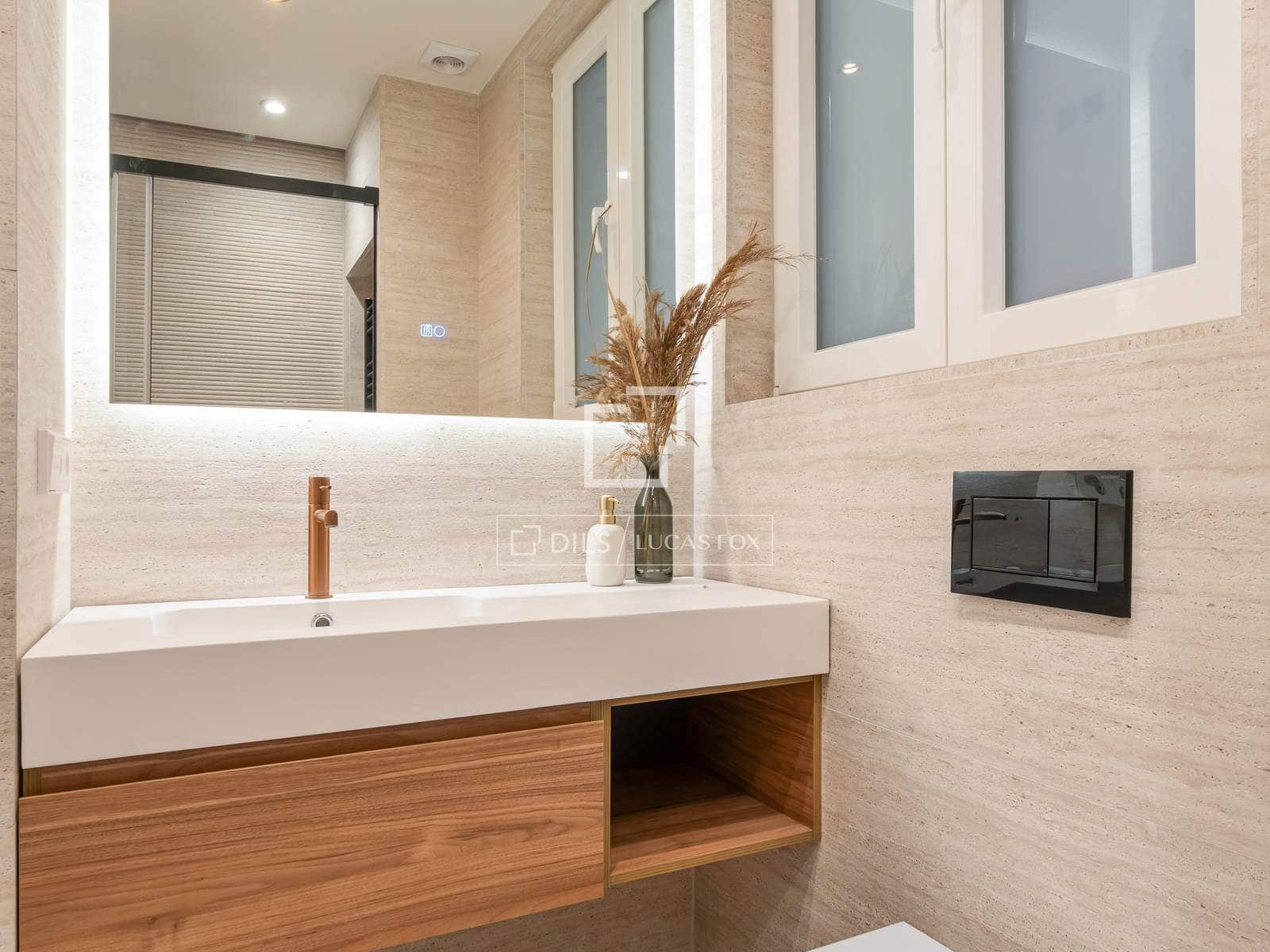 2 bedroom Apartment for sale in Madrid city - € 1,140,000 (Ref: 10001269)