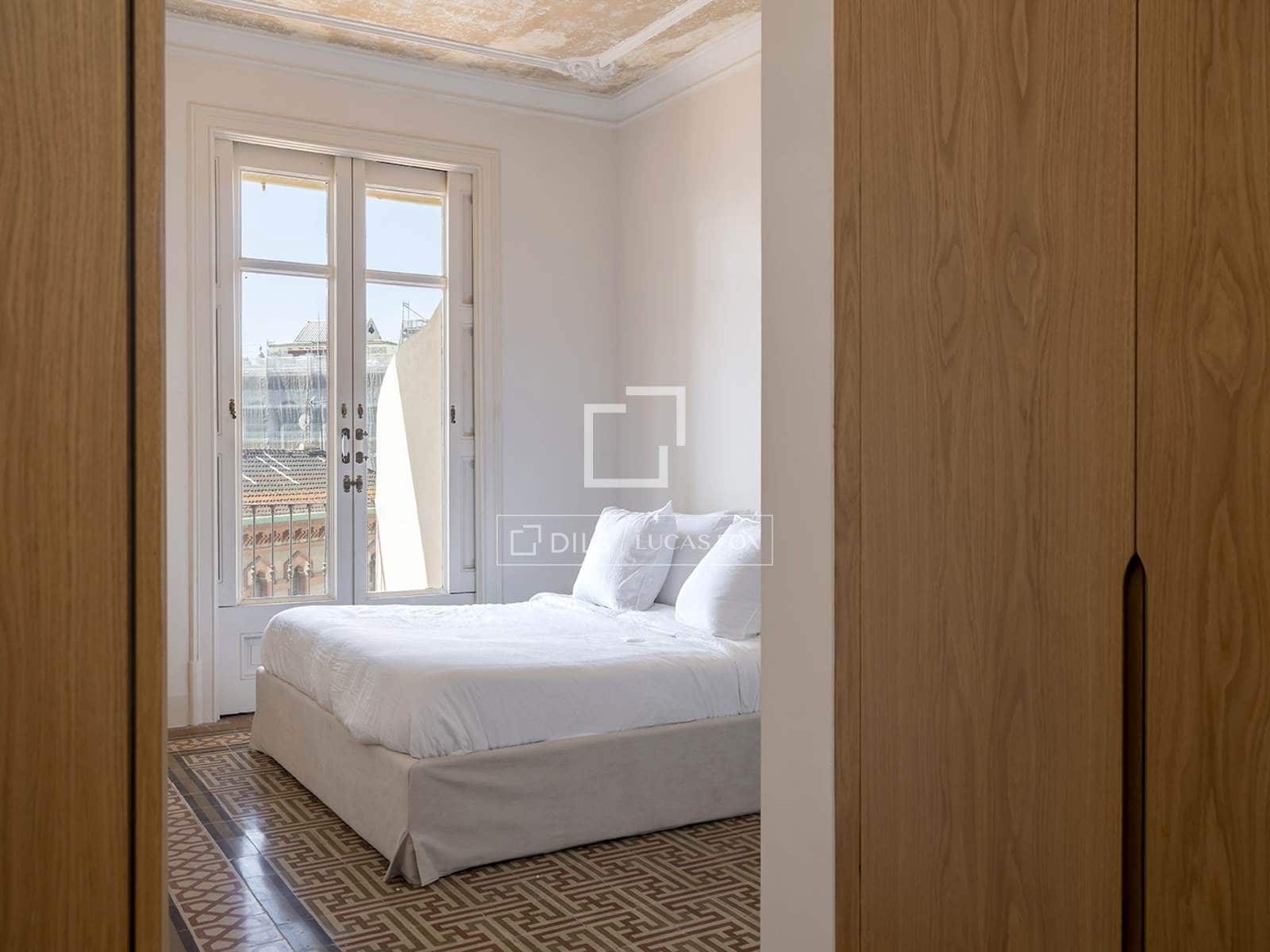3 soveværelse Lejlighed til salg i Barcelona by - € 1.495.000 (Ref: 10001313)