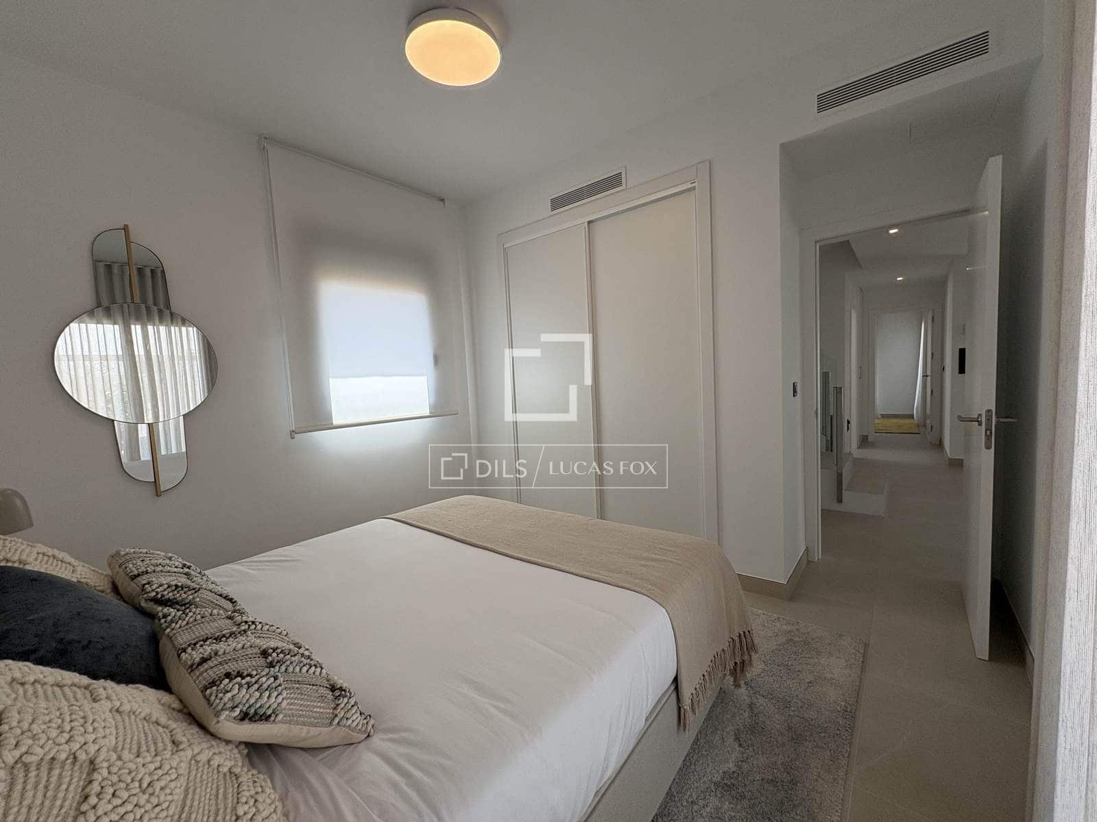 3 soverom Villa til salgs i Finestrat med svømmebasseng garasje - € 799 000 (Ref: 10001315)