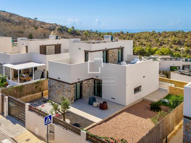 Chalet de 3 habitaciones en Finestrat en venta con piscina garaje - 799.000 € (Ref: 10001315)