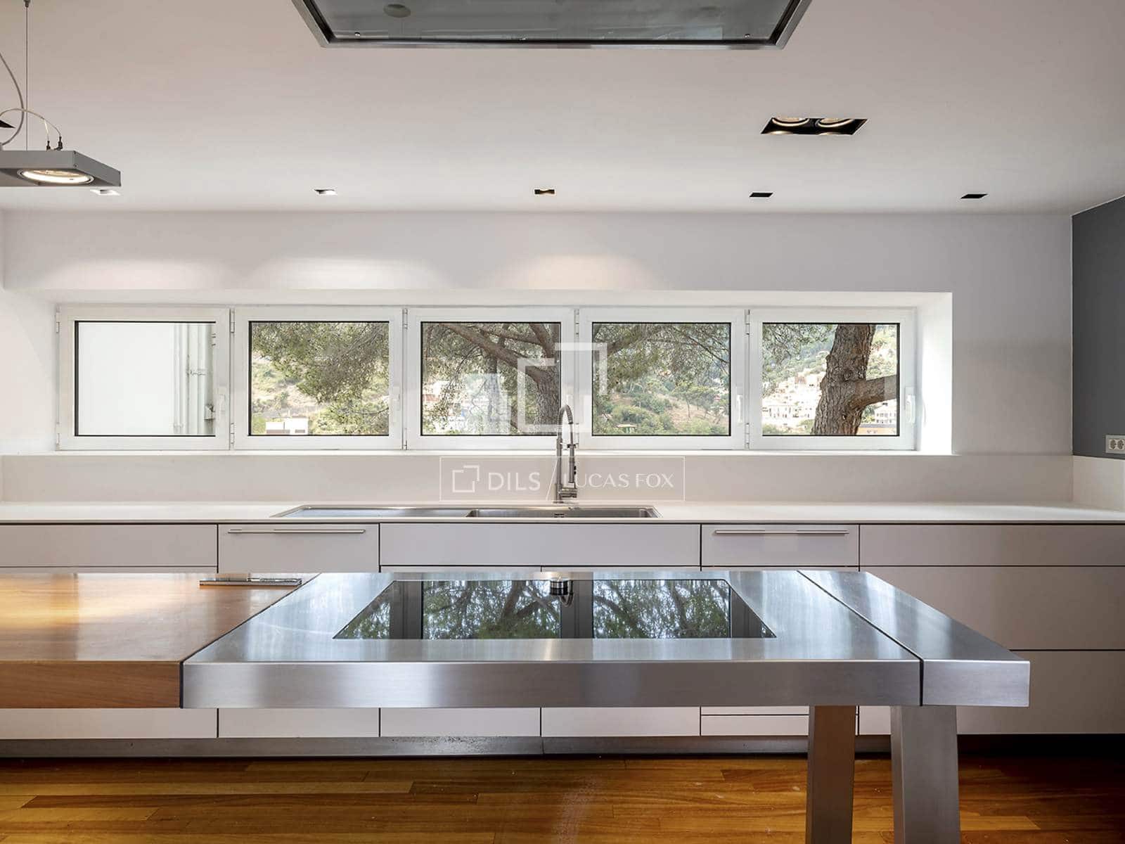 Villa/Maison de 5 chambres à louer à Barcelone ville avec piscine garage - 8 500 € (Ref: 10004459)