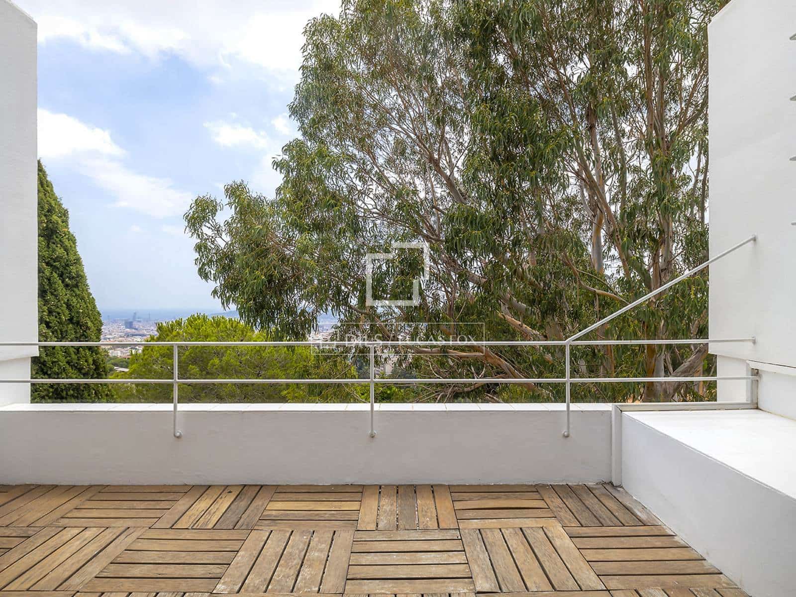 Villa/Maison de 5 chambres à louer à Barcelone ville avec piscine garage - 8 500 € (Ref: 10004459)