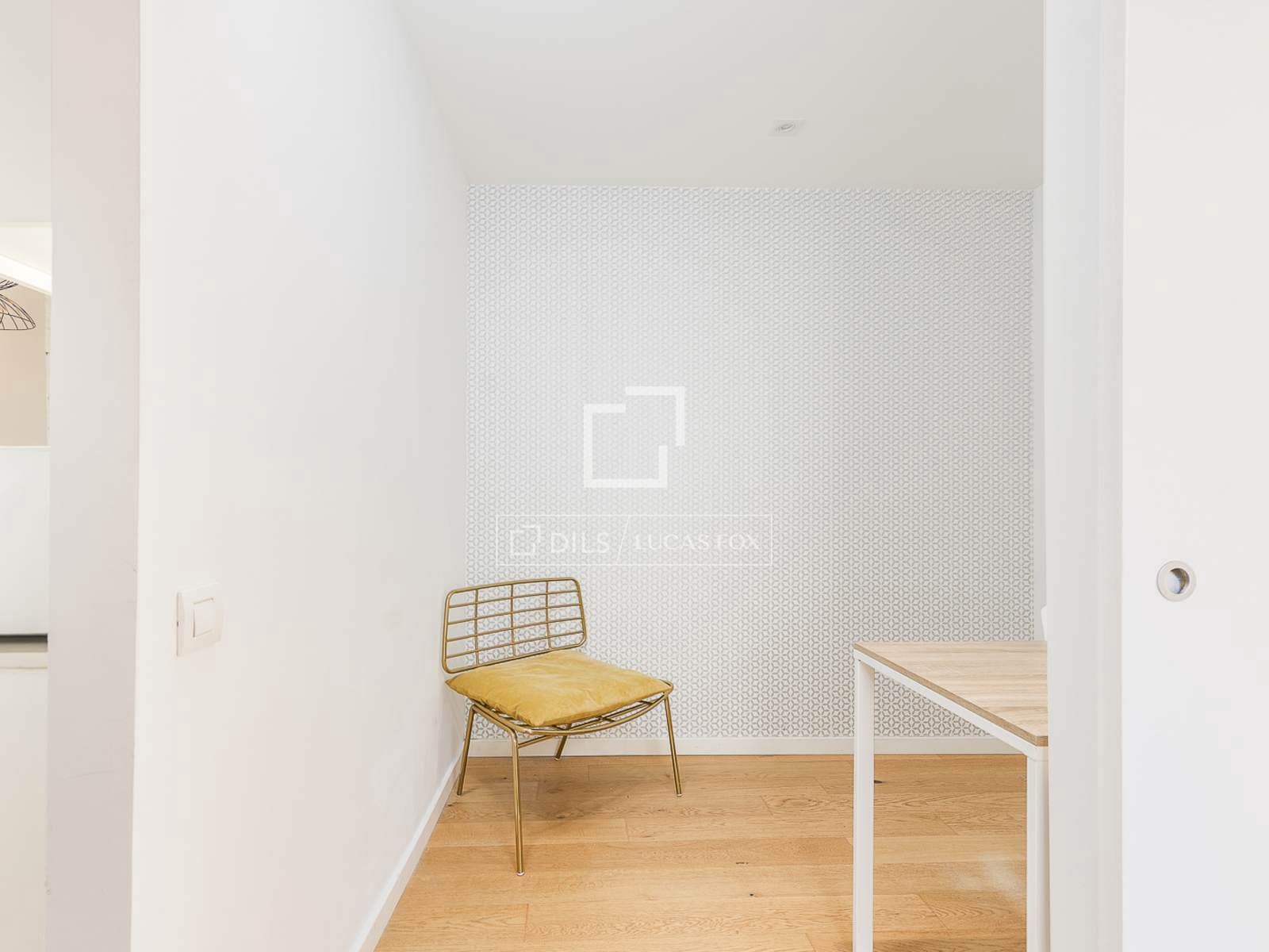 2 soveværelse Lejlighed til salg i Barcelona by - € 480.000 (Ref: 10004460)