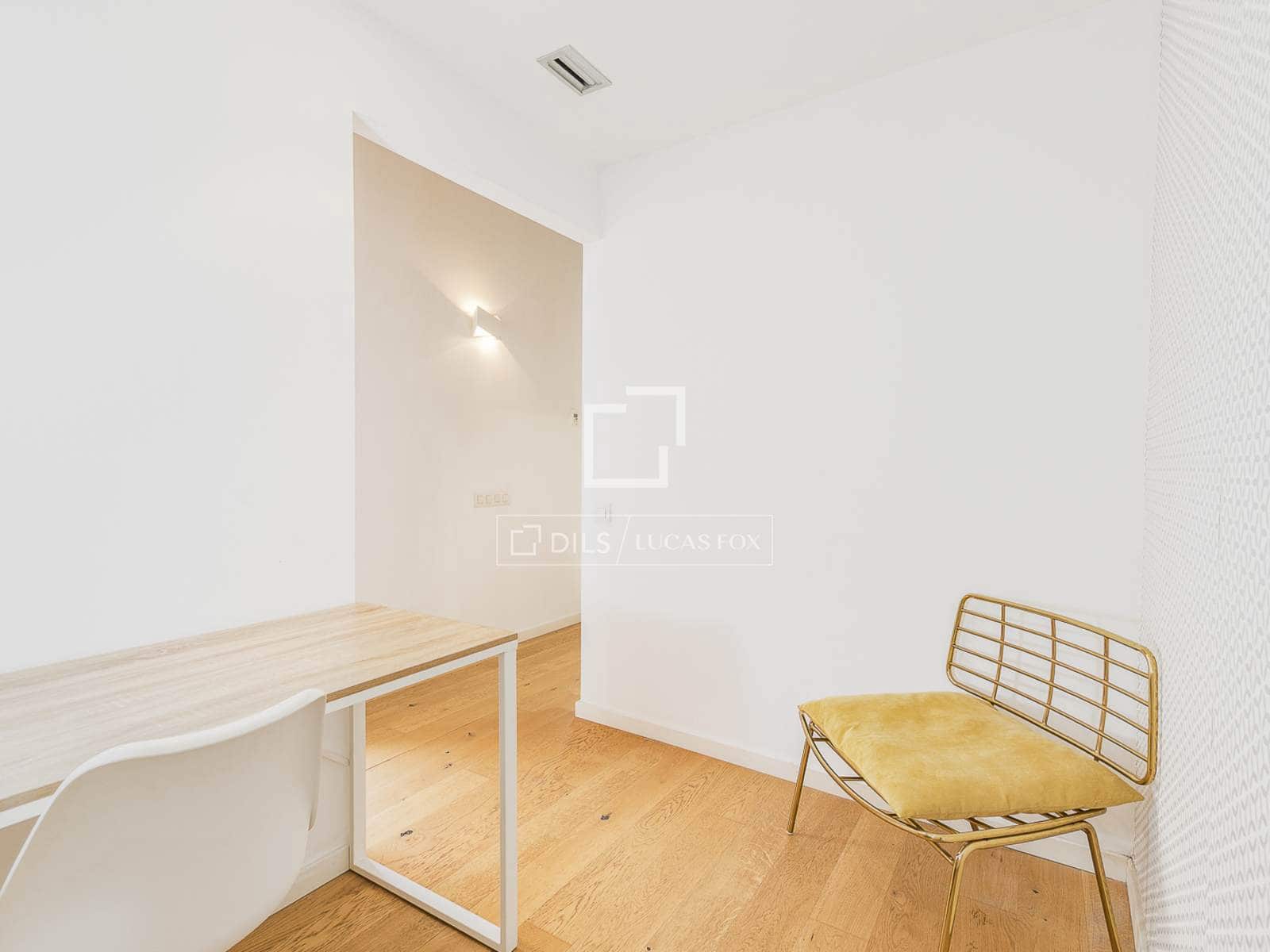 2 soveværelse Lejlighed til salg i Barcelona by - € 480.000 (Ref: 10004460)
