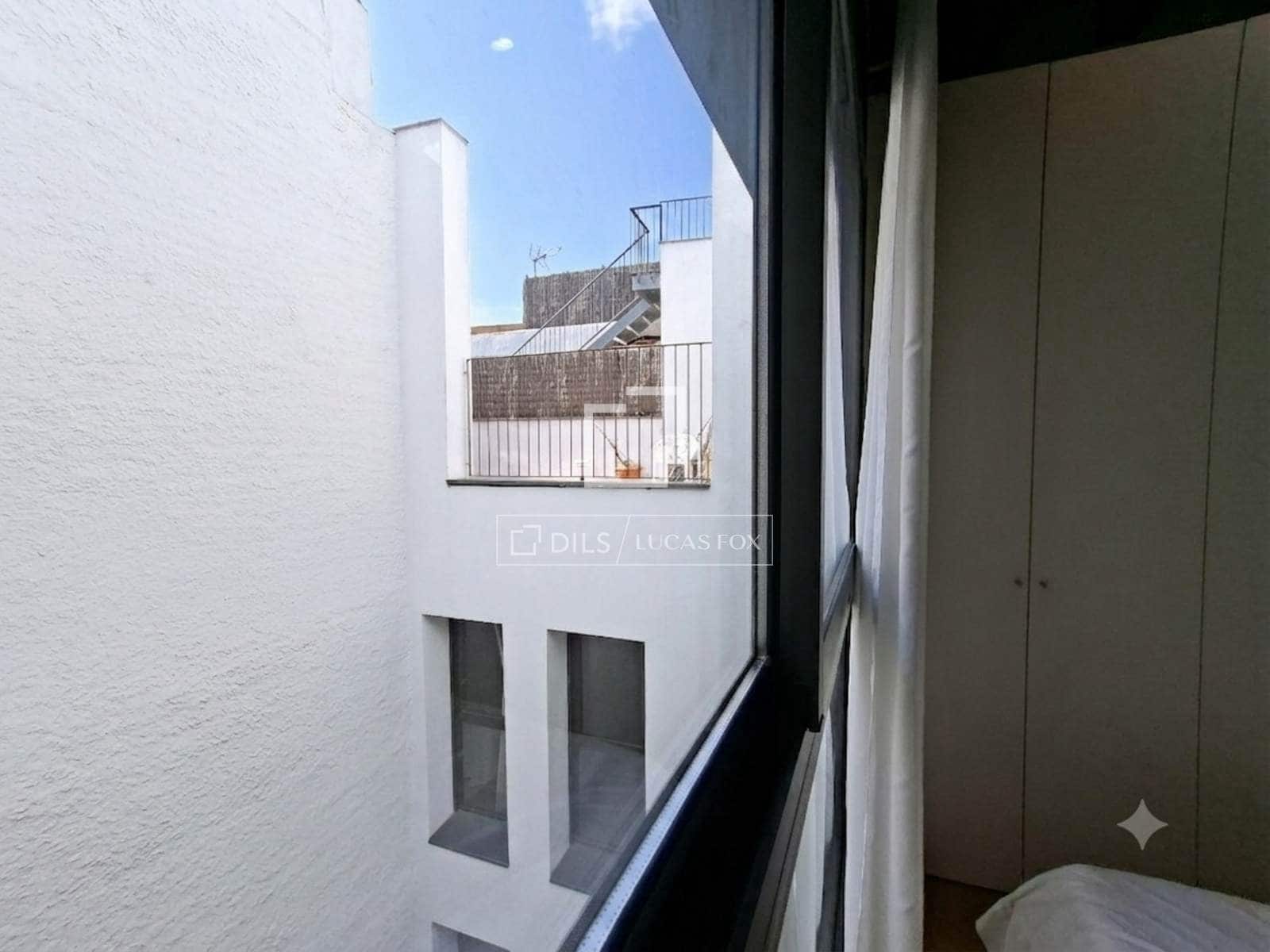 2 soveværelse Lejlighed til salg i Barcelona by - € 480.000 (Ref: 10004460)
