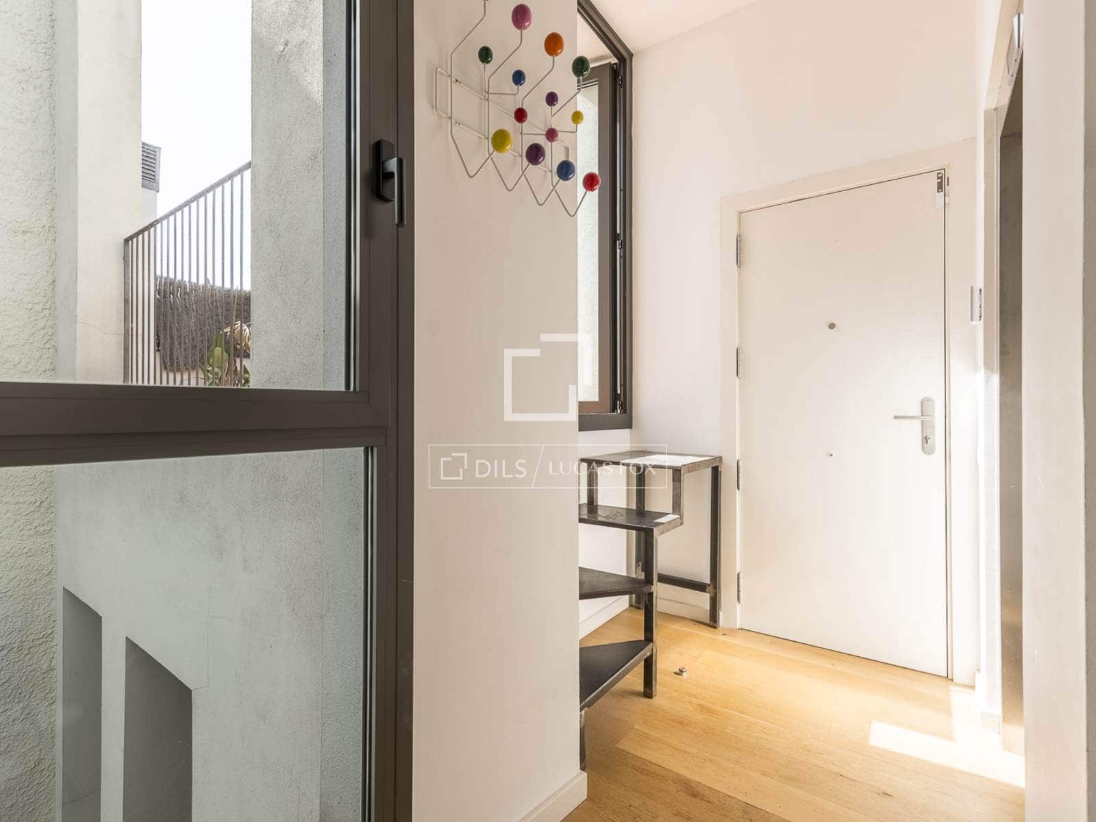 2 soveværelse Lejlighed til salg i Barcelona by - € 480.000 (Ref: 10004460)