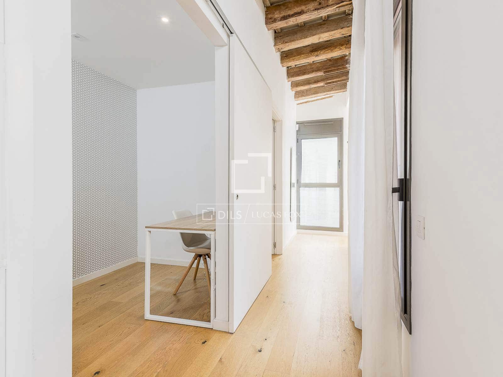2 soveværelse Lejlighed til salg i Barcelona by - € 480.000 (Ref: 10004460)