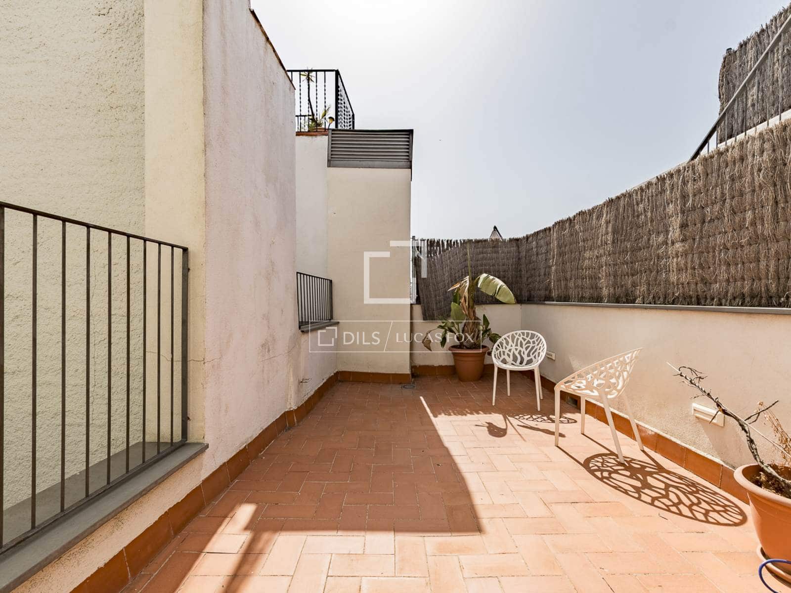 2 soveværelse Lejlighed til salg i Barcelona by - € 480.000 (Ref: 10004460)