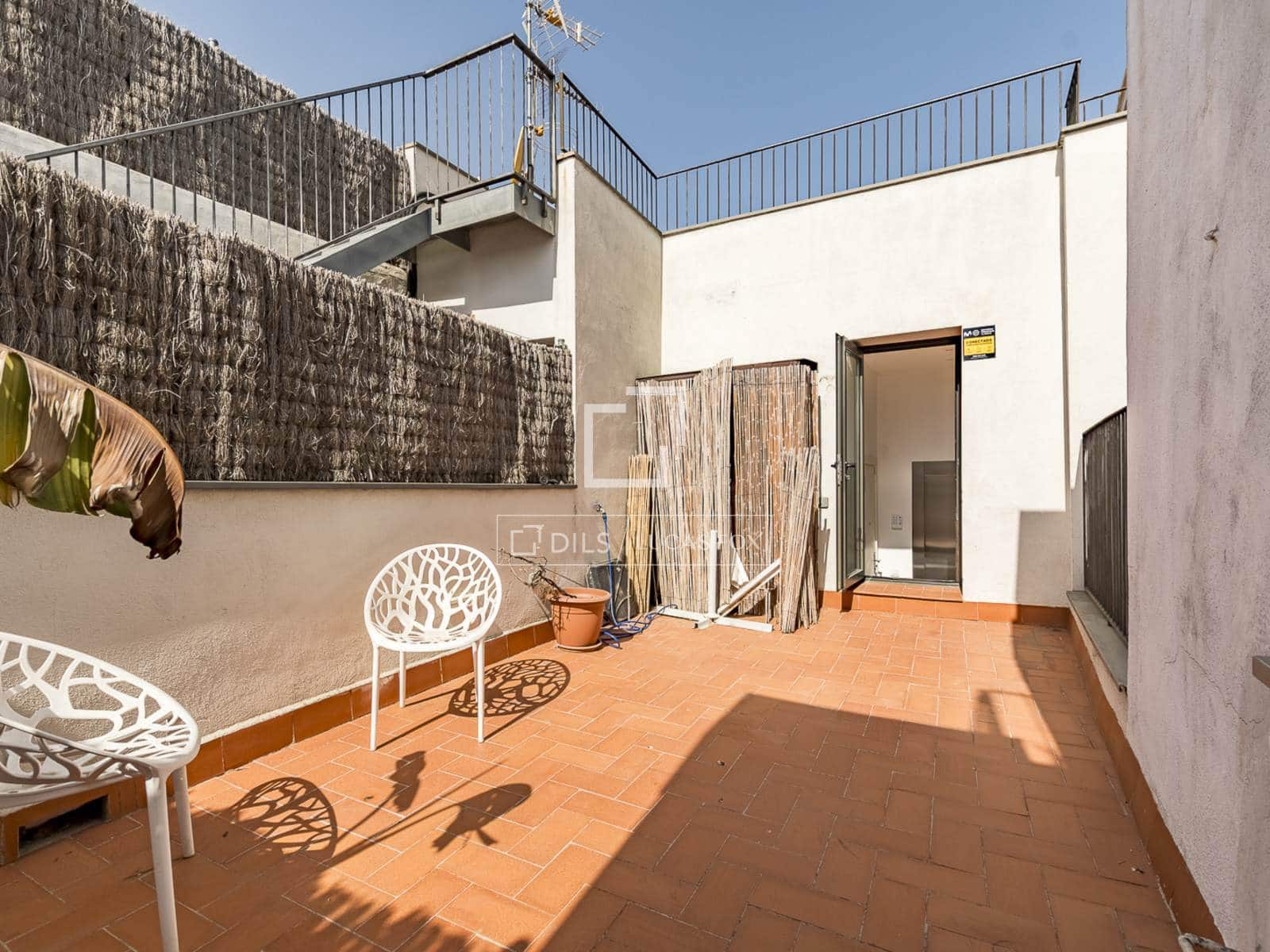 2 soveværelse Lejlighed til salg i Barcelona by - € 480.000 (Ref: 10004460)