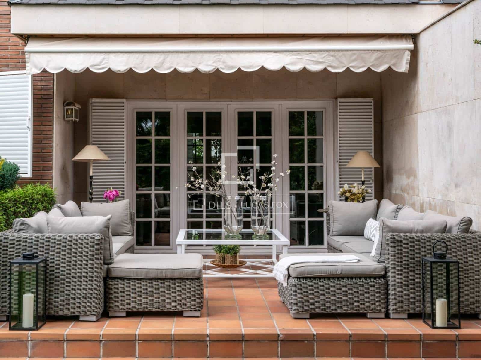 5 bedroom Villa for sale in Madrid city with pool garage - € 4,300,000 (Ref: 10004461)