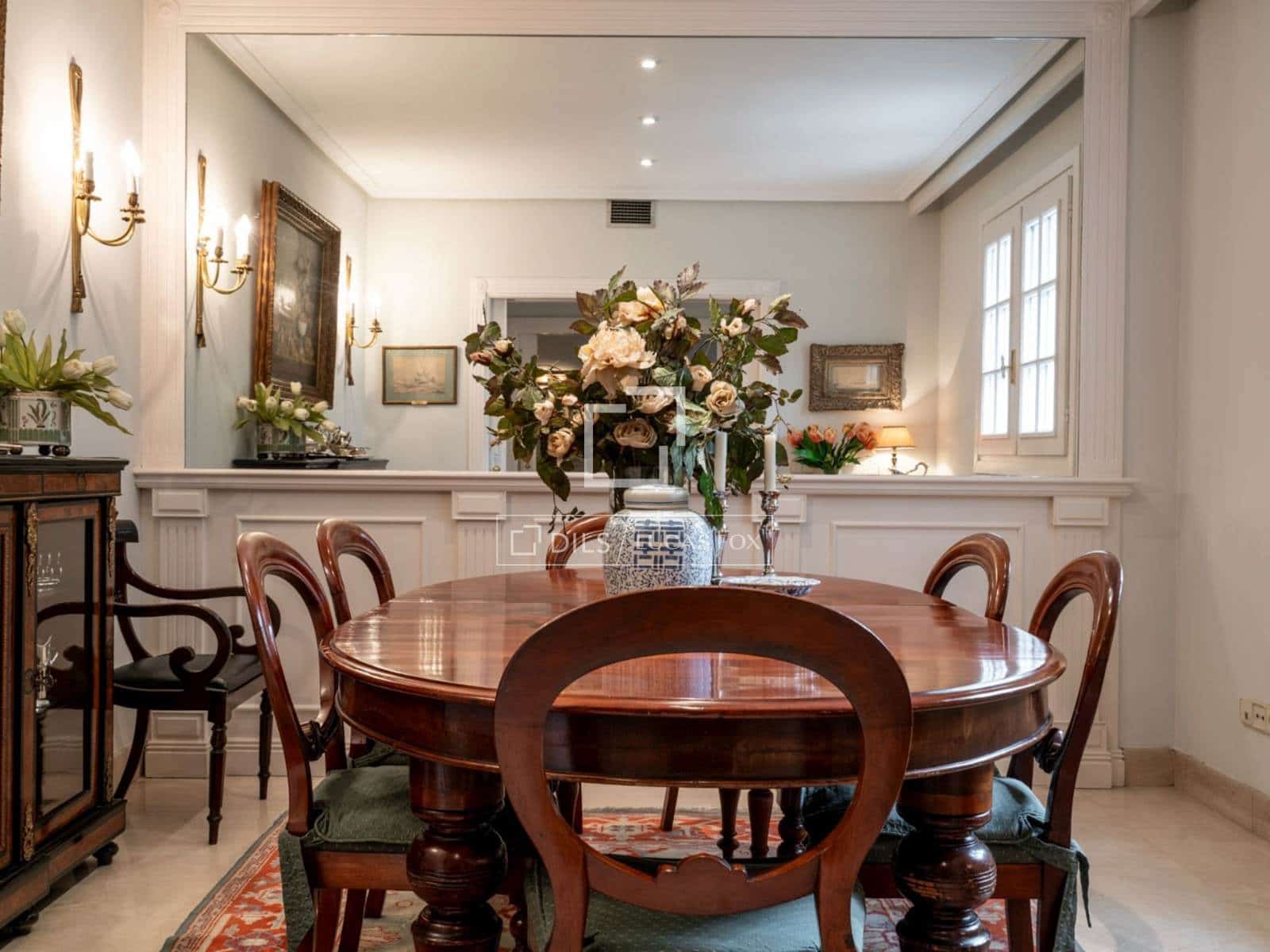 5 bedroom Villa for sale in Madrid city with pool garage - € 4,300,000 (Ref: 10004461)