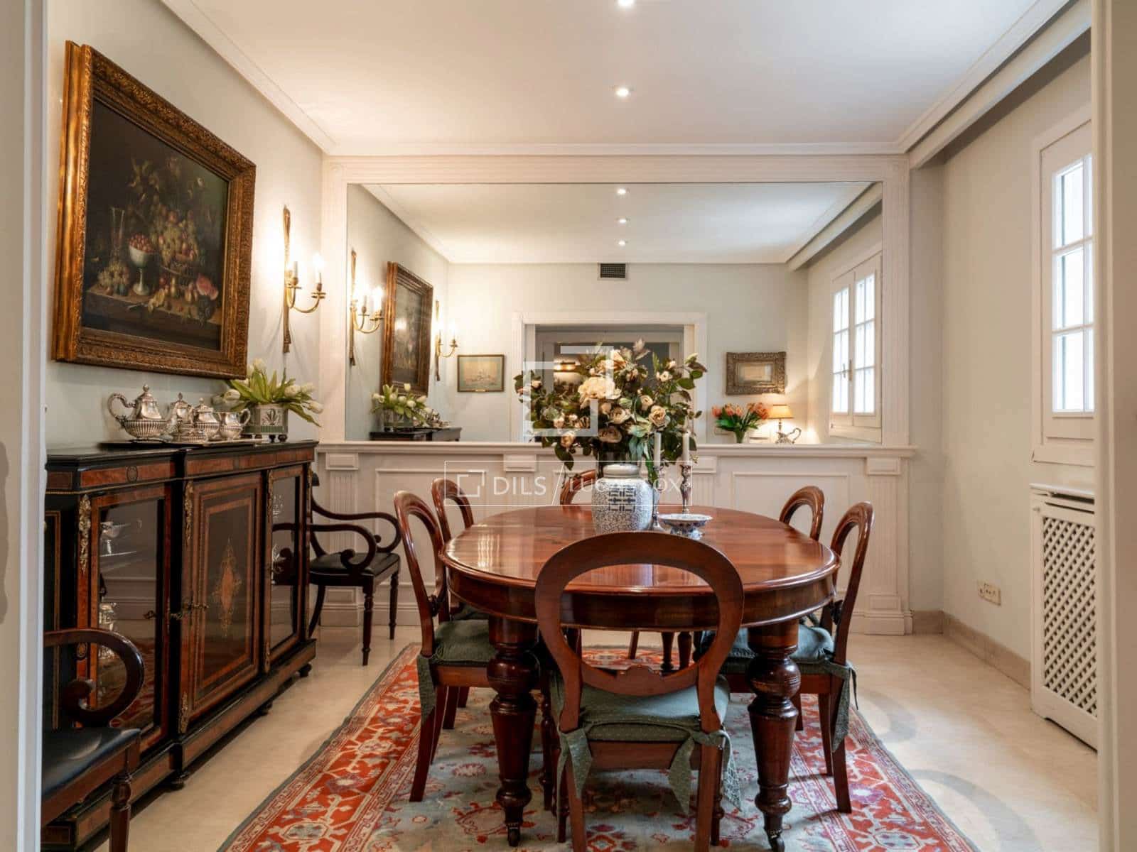 5 bedroom Villa for sale in Madrid city with pool garage - € 4,300,000 (Ref: 10004461)