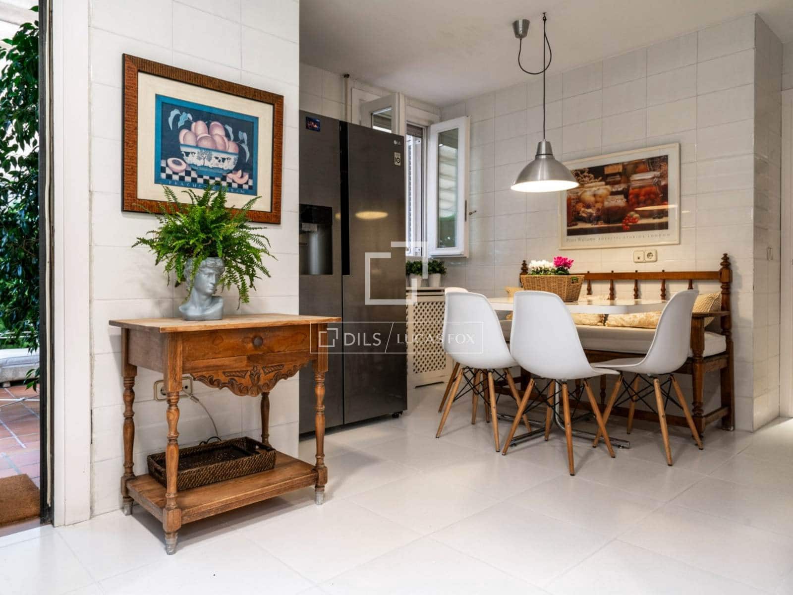 5 bedroom Villa for sale in Madrid city with pool garage - € 4,300,000 (Ref: 10004461)