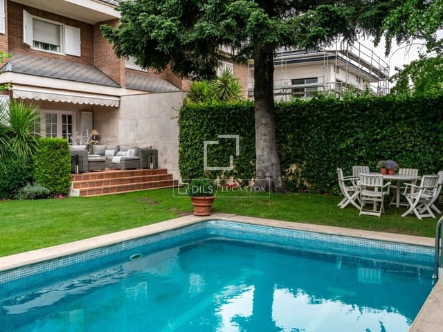 5 bedroom Villa for sale in Hispanoamérica, Madrid city with pool garage - € 4,300,000 (Ref: 10004461)
