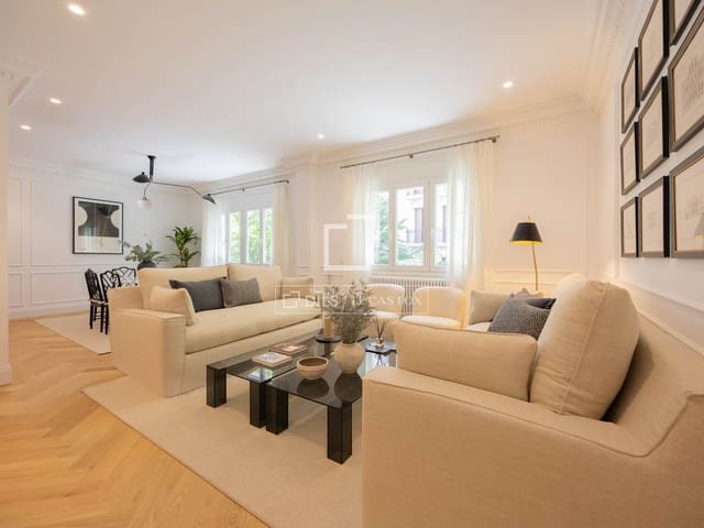3 soveværelse Lejlighed til salg i Castellana, Madrid by - € 2.820.000 (Ref: 10004462)