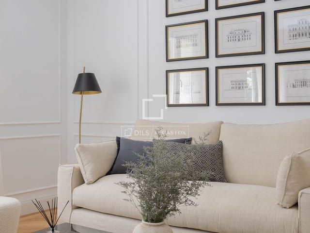 3 soveværelse Lejlighed til salg i Castellana, Madrid by - € 2.820.000 (Ref: 10004462)