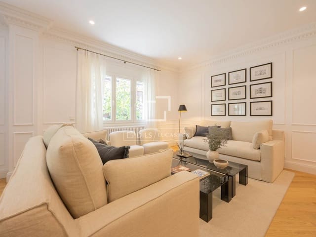 3 soveværelse Lejlighed til salg i Castellana, Madrid by - € 2.820.000 (Ref: 10004462)