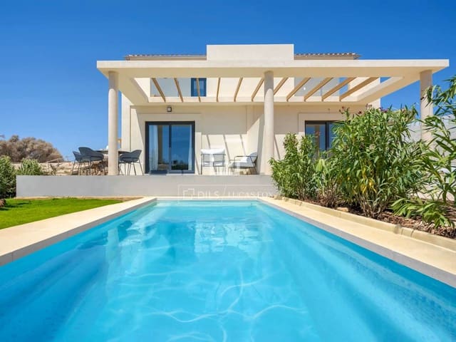Chalet de 2 habitaciones en Cala Romantica, Manacor en venta con piscina garaje - 428.000 € (Ref: 10004463)